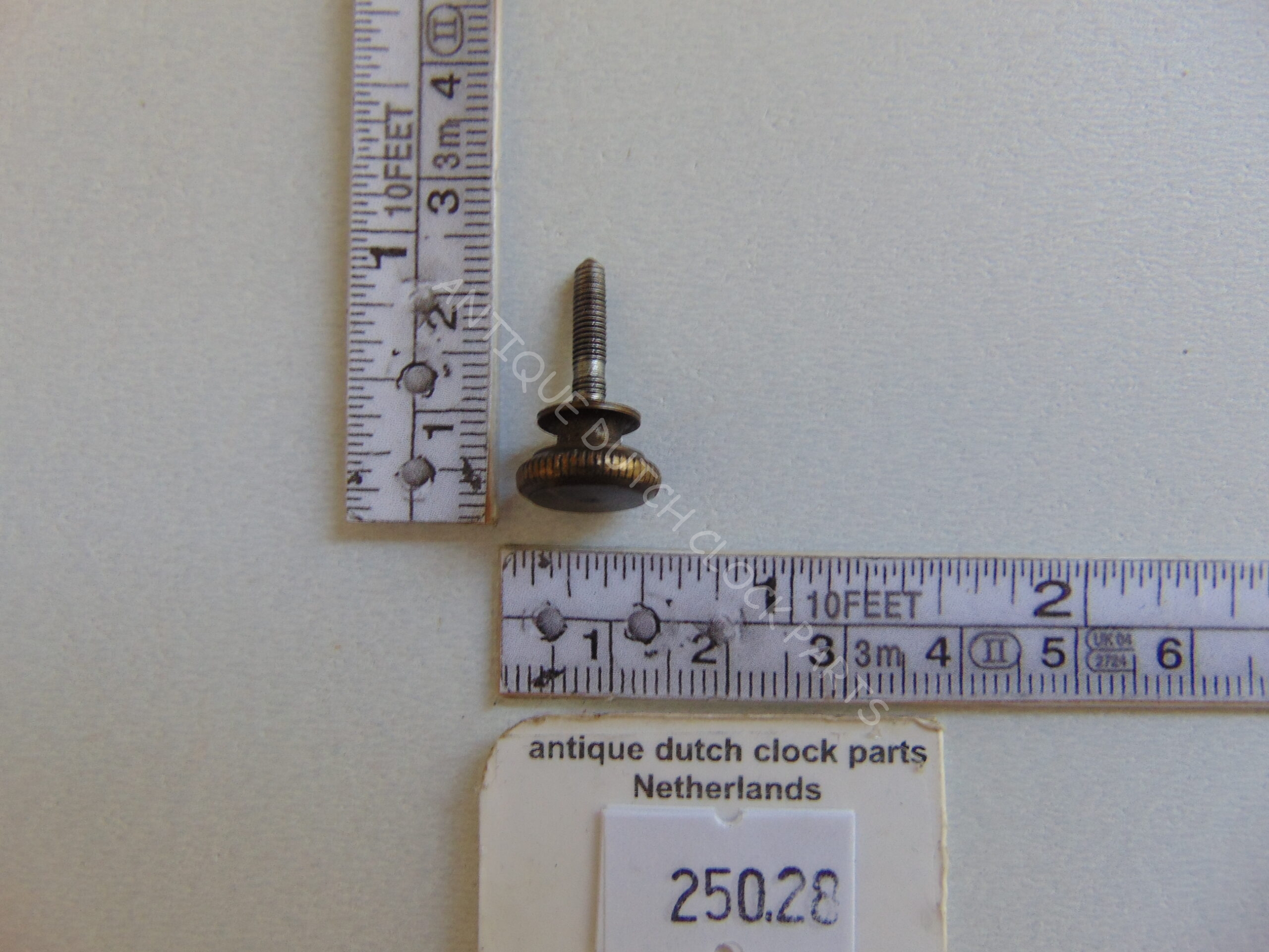ORIGINAL BRASS SCREW FOR AN ANTIQUE GERMAN REGULATOR CLOCK 3/4″OR 2 CM LONG