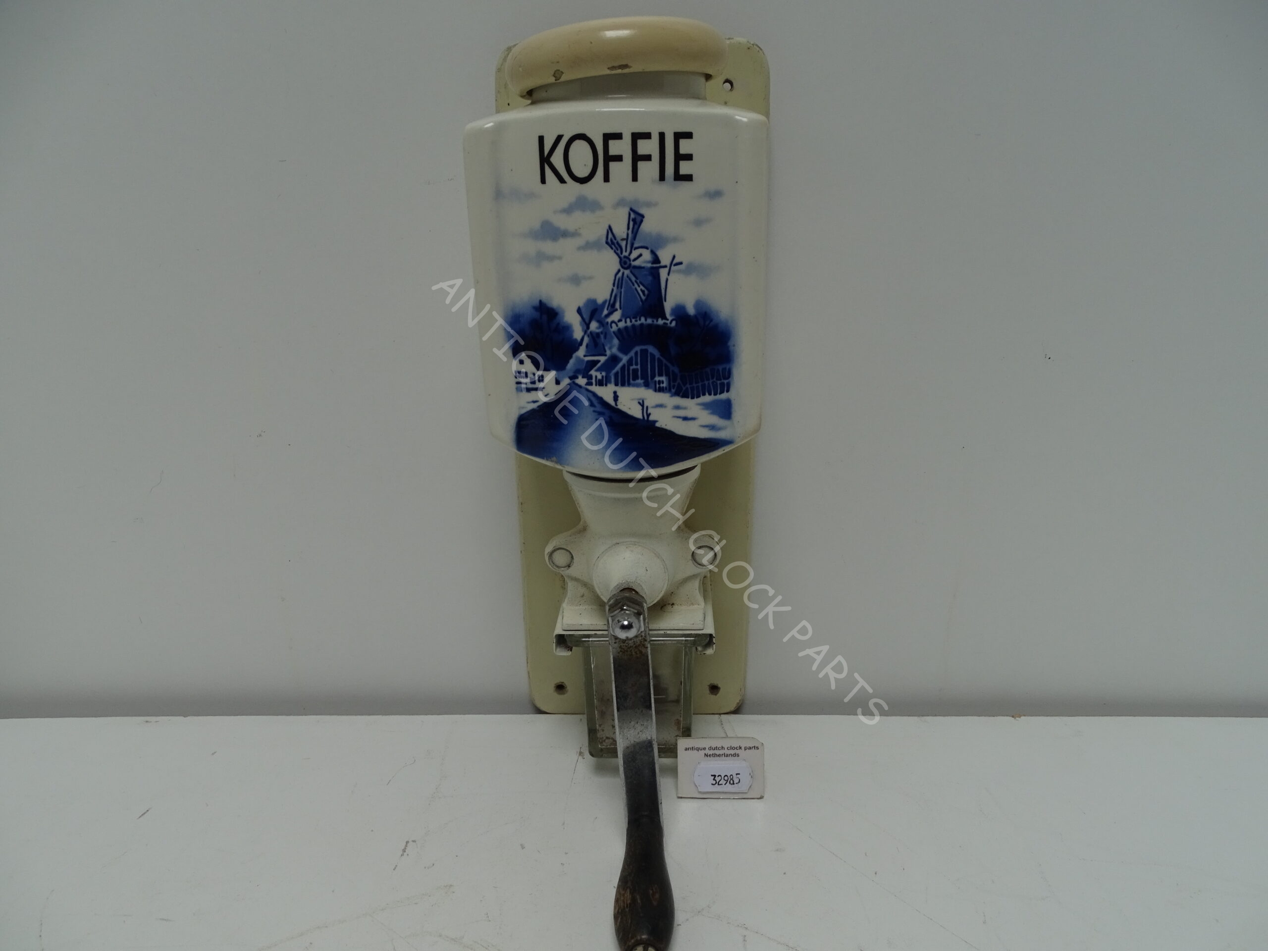 ORIGINAL 1930S ARMIN TRÖSSER BLUE DELFT COFFEE GRINDER GOOD CONDITION
